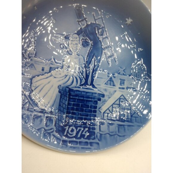 Desiree Denmark 1974 Hans Christian Andersen Plate "The Shepherdess & The Chimne - Picture 2 of 4